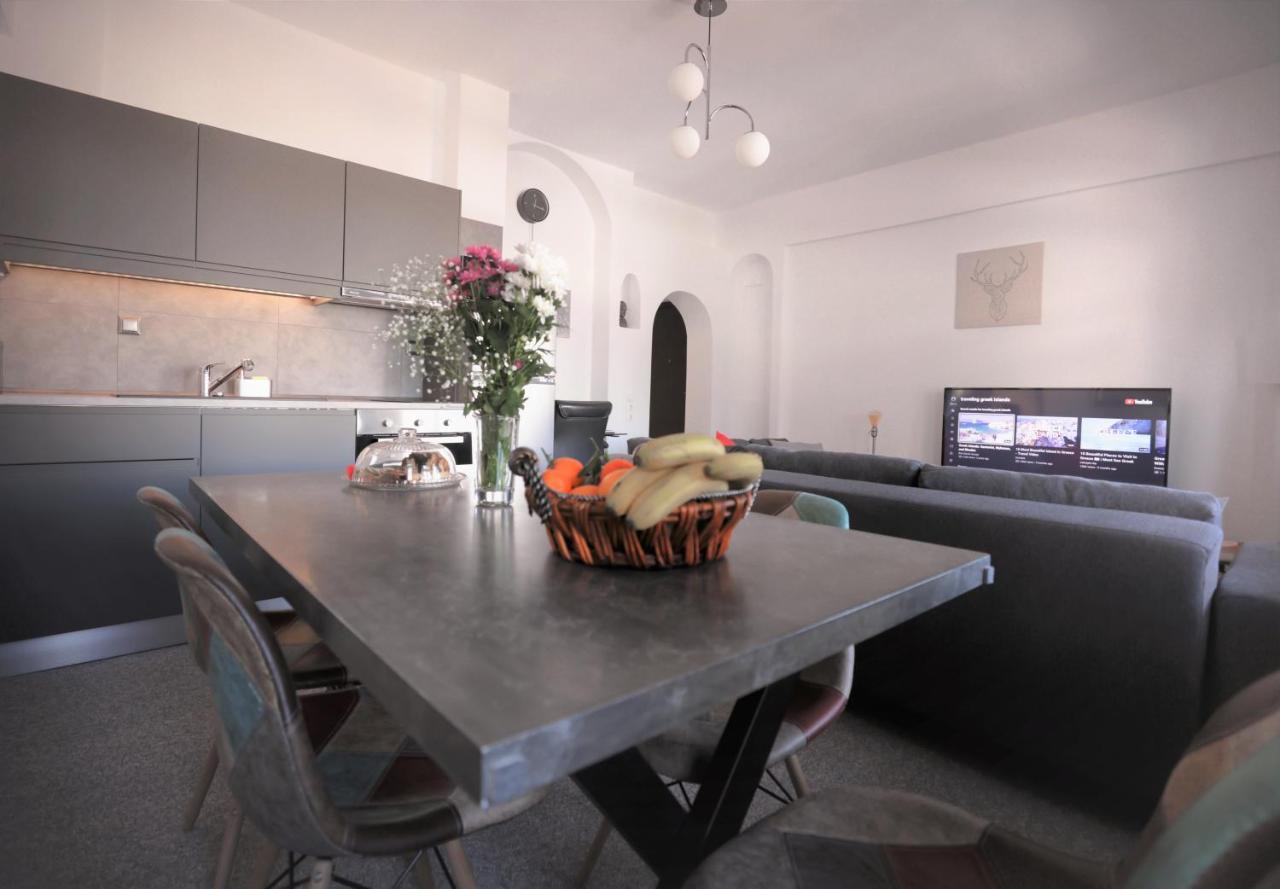 Modern 2 Bedroom Apartment Next To Metro - Marousi Athen Eksteriør bilde